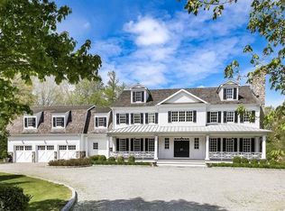 42 Girdle Ridge Dr, Katonah, NY 10536