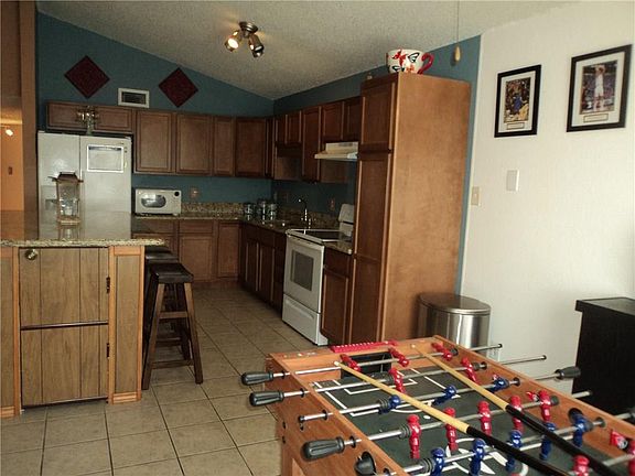5th image of 10311 Waterbury Dr