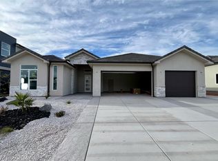 694 Taylor Creek Dr, Washington, UT 84780