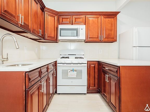 3rd image of 383 Himrod St #1L