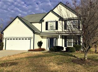 5295 Crosswinds Rd, Mc Leansville, NC 27301