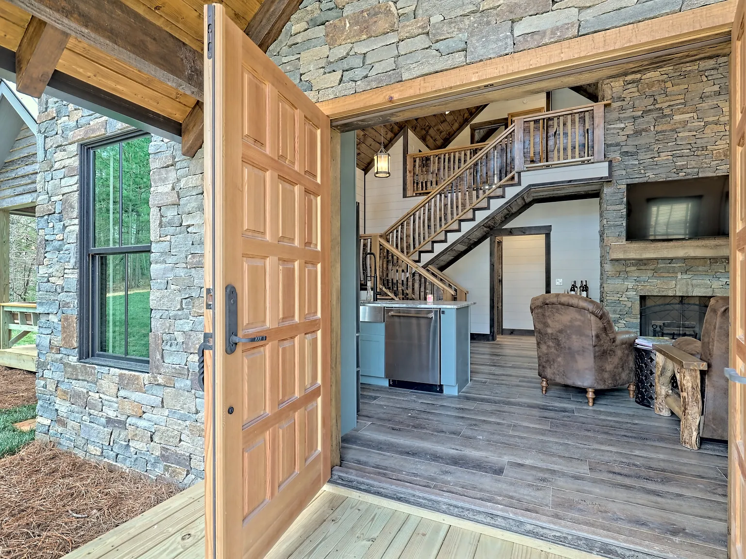 2 bed, 2.5 bath, 1200 sqft, $4,000 — Photo 4