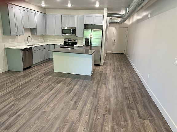 3rd image of 606 W North Temple St #210
