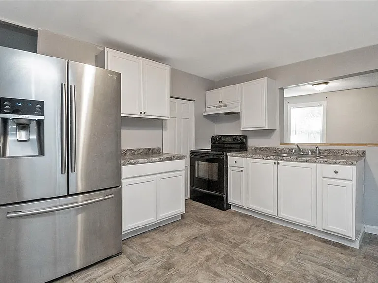 423 N Bellevue St — Photo 7