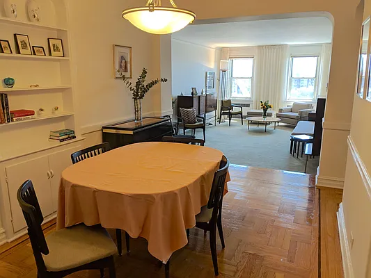 Sold by Kiess Realty, L.L.C. | media 25