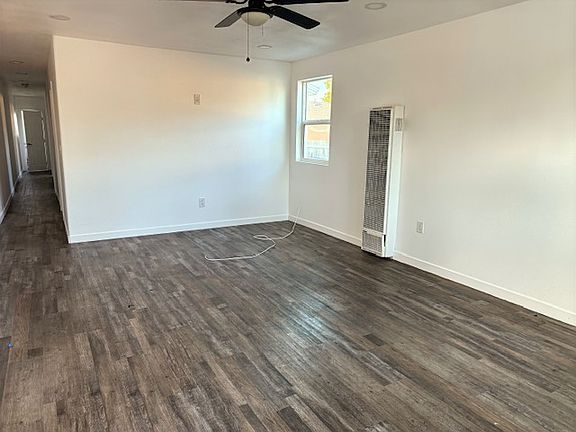 5th image of 1761 E 109th Pl #1