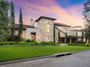 5111 Huckleberry Cir, Houston, TX 77056