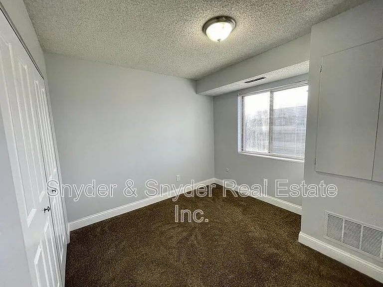 2605 Terrace Ave #8 — Photo 5