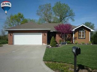 3980 Bald Eagle Dr, Manhattan, KS 66502