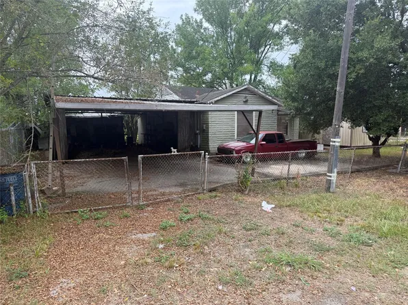 2206 Harris Ave, Pasadena, TX 77506