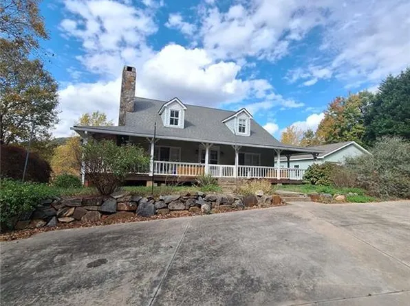 6911 Baker Cir, Clermont, GA 30527