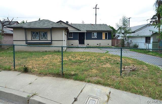 1st image of 2728 Lyndale Ave