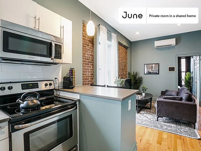 941 Columbus Ave #B — Photo 5