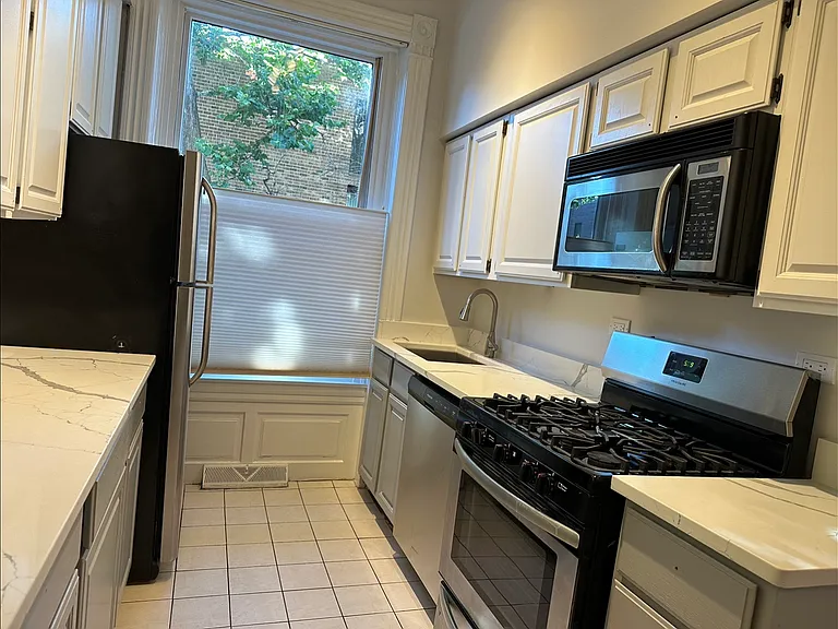 208 W Willow St #1 — Photo 20