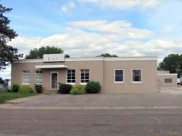 365 Oak Ave S, West Salem, WI 54669