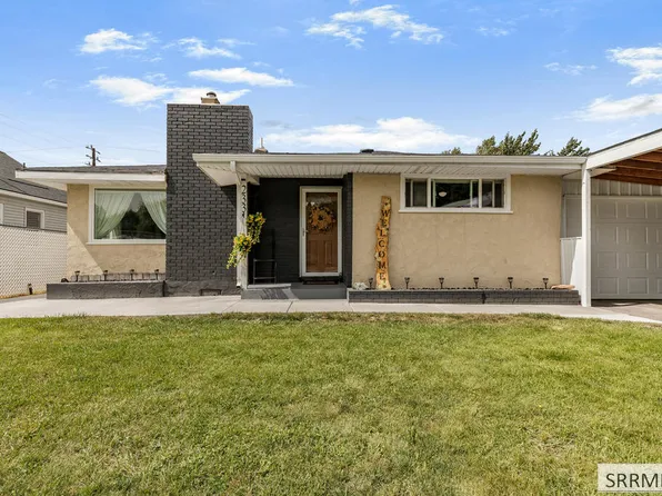 233 N Fisher Ave, Blackfoot, ID 83221