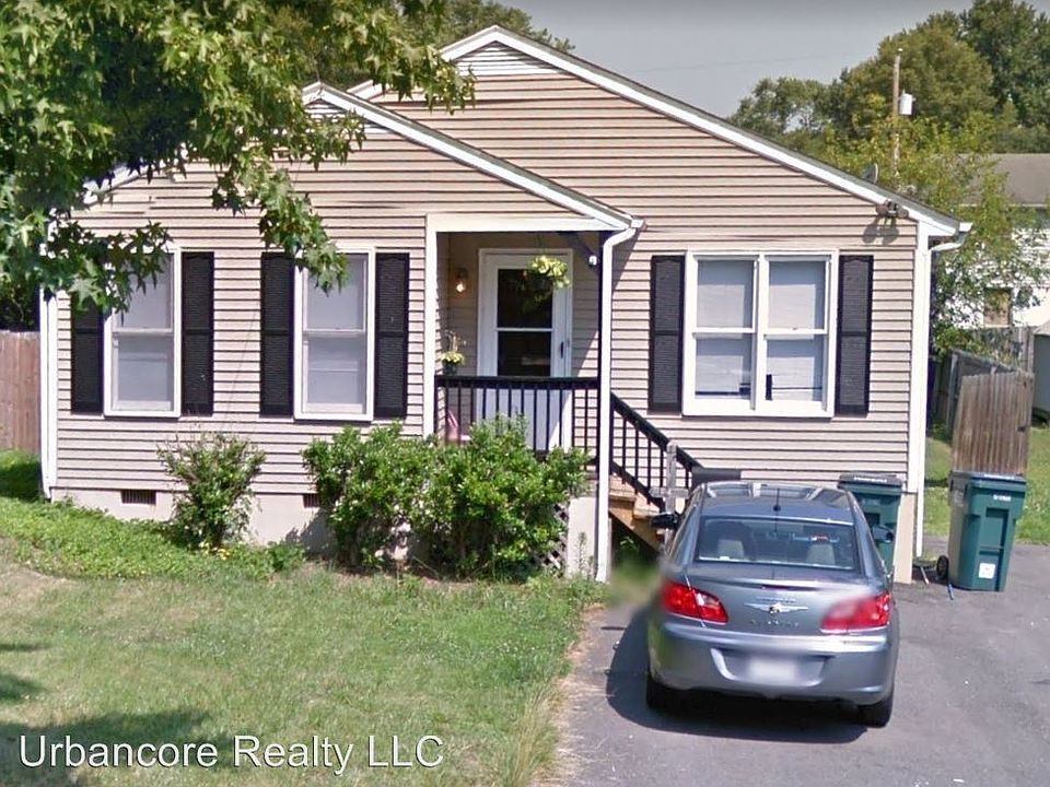 1st image of 114 N Holly Ave