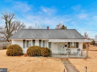 705 Shelby Dr, Oxon Hill, MD 20745