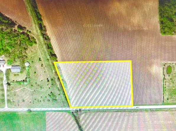 1450 N, Wheatfield, IN 46392