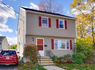 16 Drew St, Waltham, MA 02453