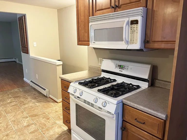 524 Lane St — Photo 11