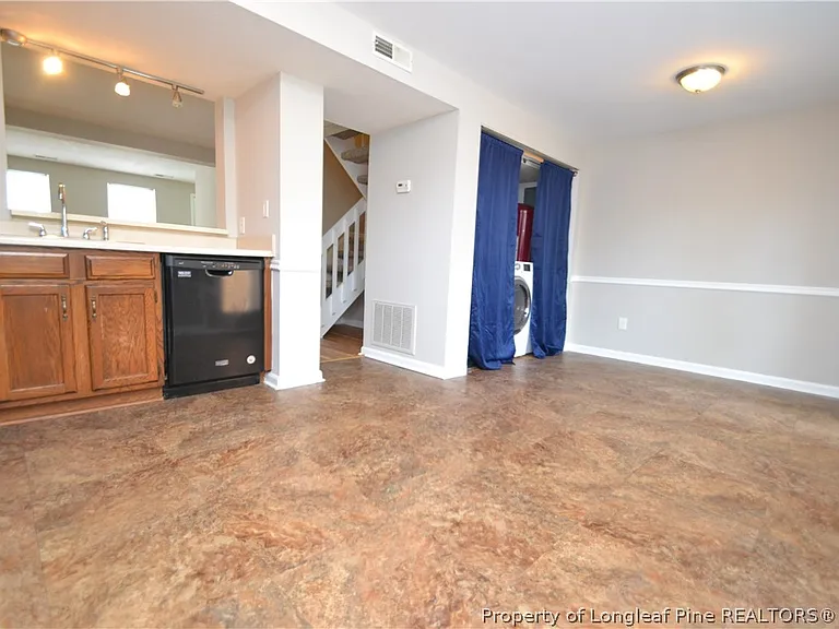 4326 Halliwell Dr — Photo 11