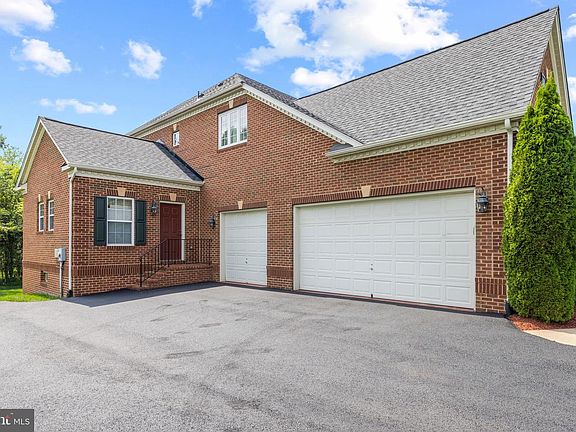 2nd image of 42655 Gulicks Landing Ct