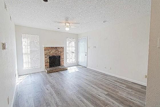 3rd image of 9520 Royal Ln APT 118
