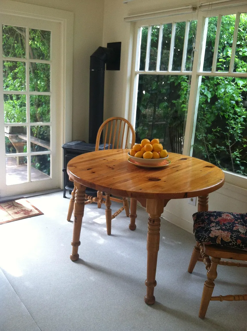 8 Fern Ave photo 1