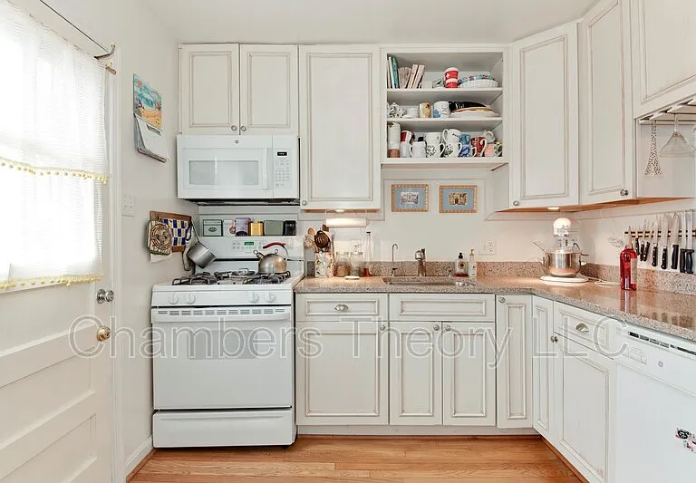 1419 Rittenhouse St NW — Photo 5