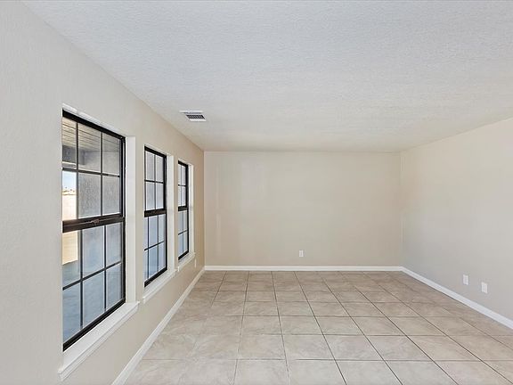 5th image of 7267 Dalscote St
