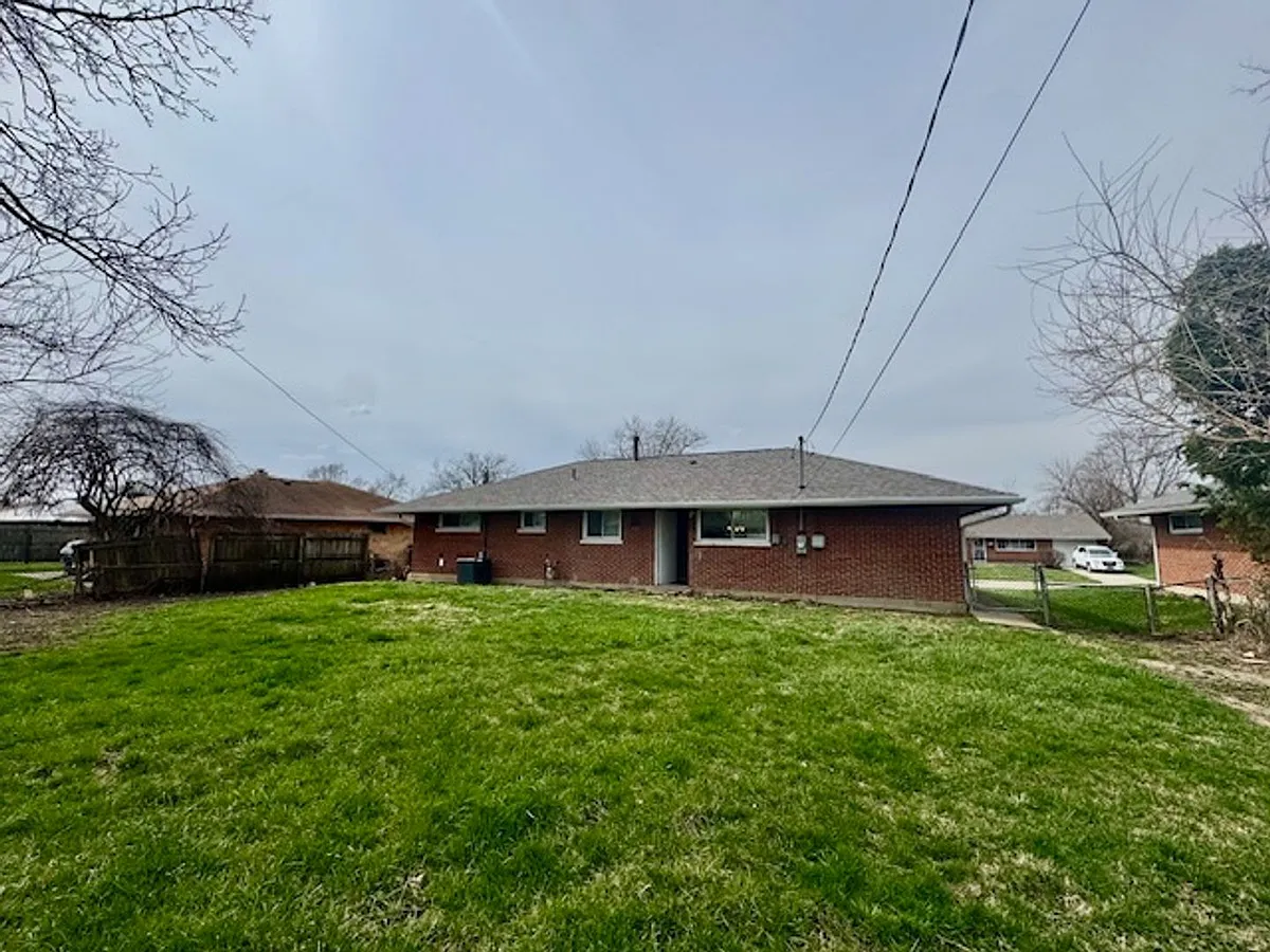 Building Photo - 5784 Traymore Dr