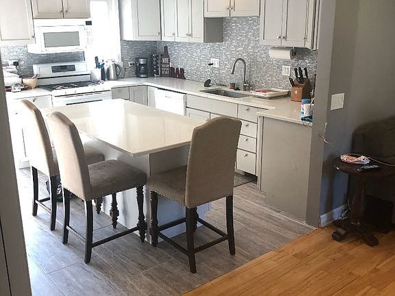4th image of 6021 S Edgewood Ave