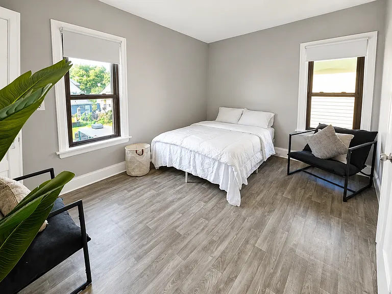 Large private bedroom with flexible layout