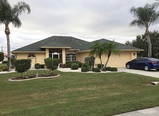 1st image of 7335 Satsuma Dr