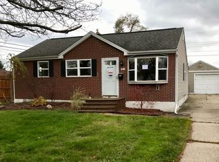 91 Loretto Dr, Cheektowaga, NY 14225