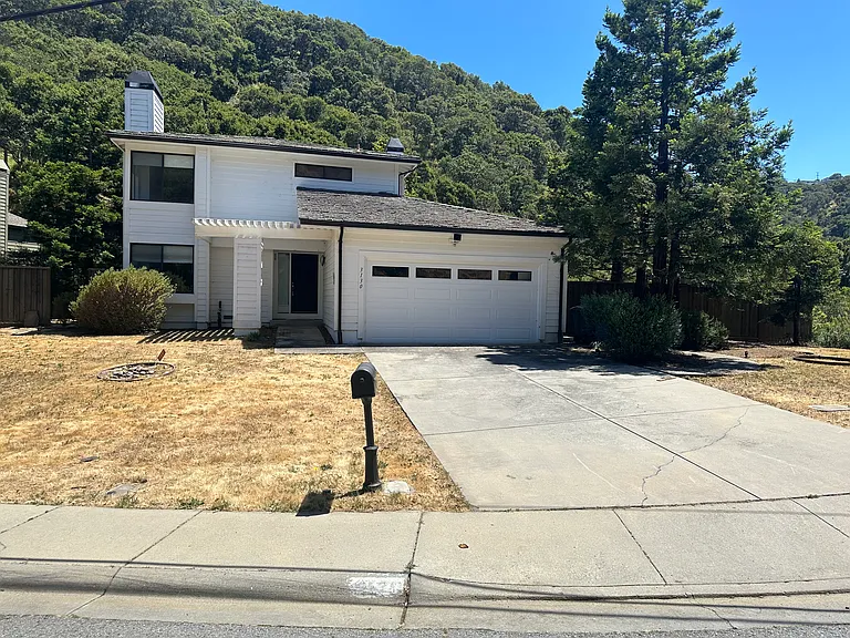 3130 E Laurel Creek Rd — Photo 2