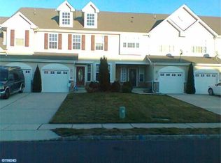 330 Keswick Dr, Woolwich Township, NJ 08085