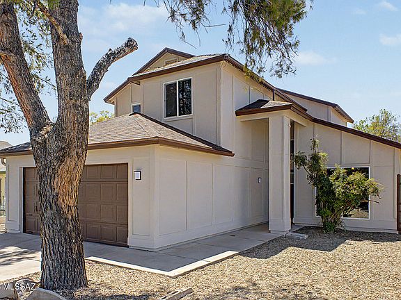 2nd image of 2761 W Calle Del Tigre