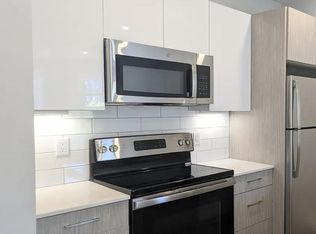 24 Queensberry St #11N, Boston, MA 02215