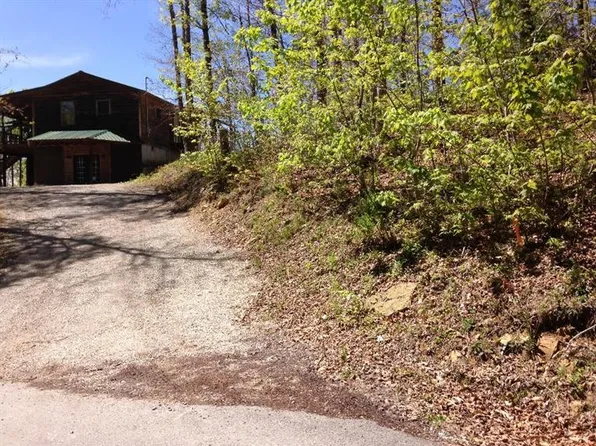 1315 Rocky Branch Rd, East Bernstadt, KY 40729