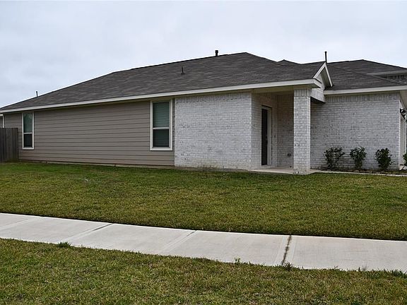 5th image of 24814 Winema Woods Ln