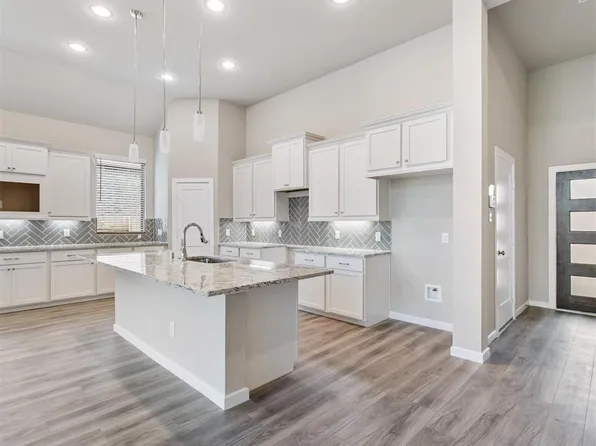 9107 Eckert Rd, Rosharon, TX 77583
