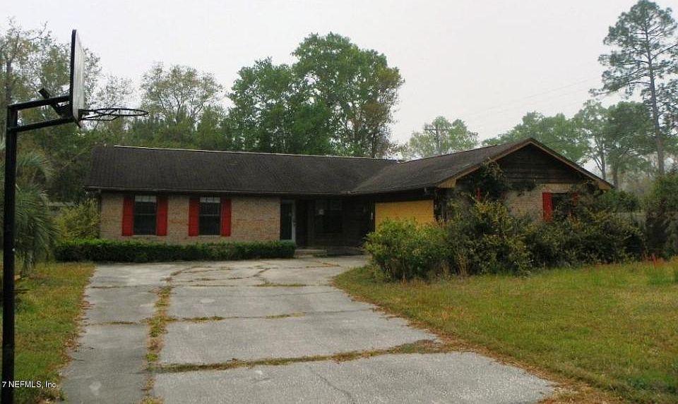1st image of 3717 Lorena Dr