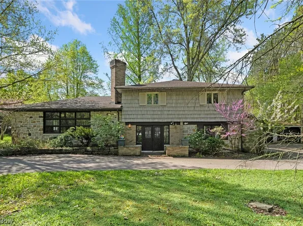 9101 Sherman Rd, Chesterland, OH 44026
