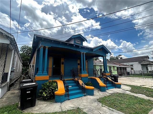 1st image of 2331 Saint Anthony St