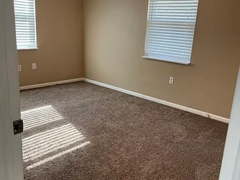 14200 N Sooner Rd — Photo 10