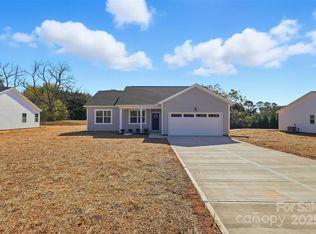 6 Colonial Ave, Granite Falls, NC 28630