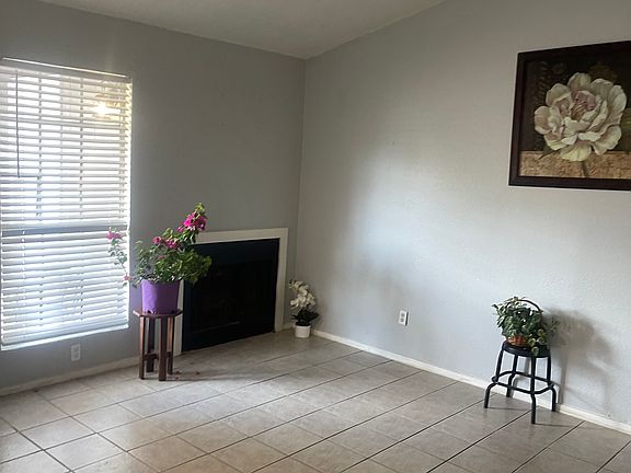 5th image of 709 Misty Morning Way #A