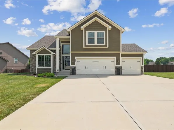 603 19th Ave, Greenwood, MO 64034